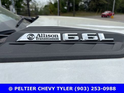 Used 2024 Chevrolet Silverado 2500 LT w/ Z71 Sport Edition image 13