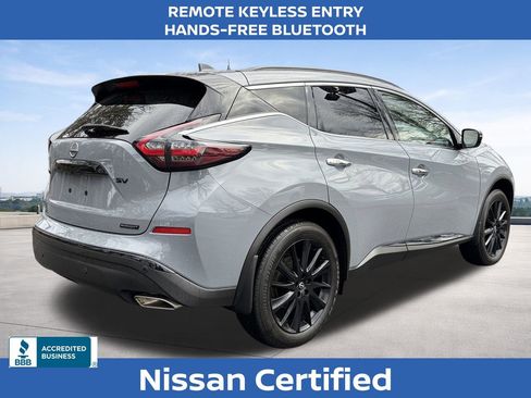 Used 2024 Nissan Murano SV w/ SV Midnight Edition Package image 5