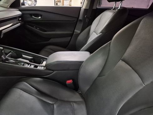 Used 2025 Honda Accord Touring image 15