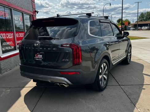 Used 2020 Kia Telluride S w/ S 8 Passenger Seating Package FWD image 6