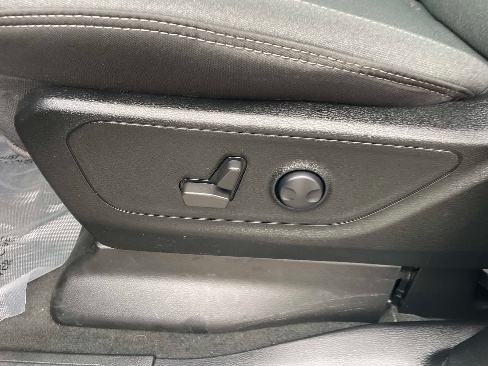 Used 2022 RAM 1500 Big Horn AWD/4WD image 22