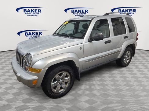 Used 2005 Jeep Liberty Limited image 7