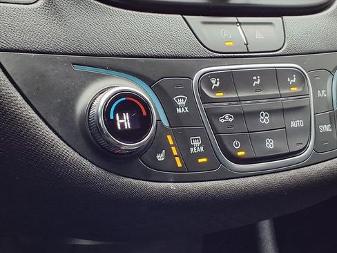 Used 2023 Chevrolet Malibu LT image 5