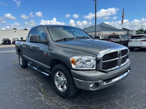 Used 2007 Dodge Ram 2500 Truck SLT RWD image 2