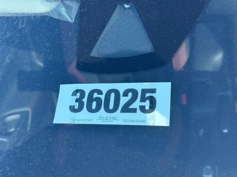 New 2025 Nissan Versa SR w/ Trunk Package image 24