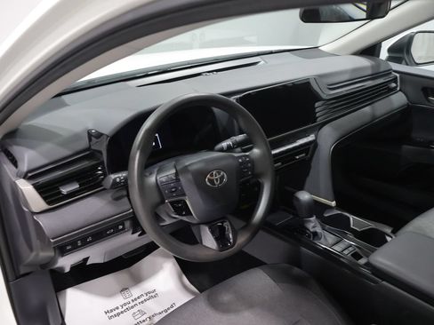 Used 2025 Toyota Camry LE FWD image 15