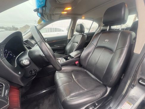 Used 2010 INFINITI G37 G37x Sedan 4D w/ Premium Pkg image 18