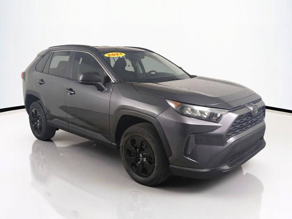 Used 2021 Toyota RAV4 LE FWD image 1