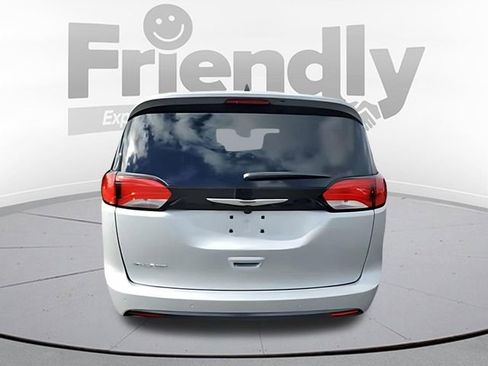 New 2026 Chrysler Voyager LX FWD image 4