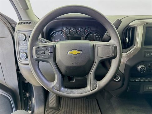 Used 2022 Chevrolet Silverado 1500 Custom image 12