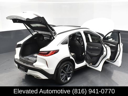 Used 2025 INFINITI QX55 Luxe w/ Cargo Package image 31