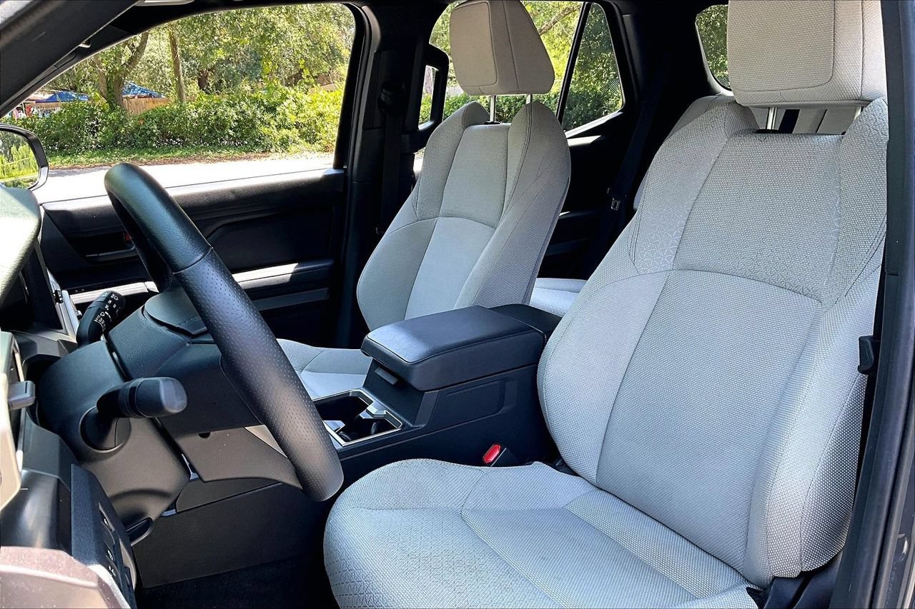 Used 2026 Toyota 4Runner SR5 RWD image 18