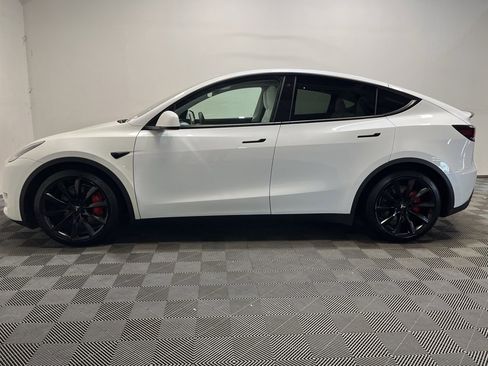 Used 2020 Tesla Model Y Performance image 23