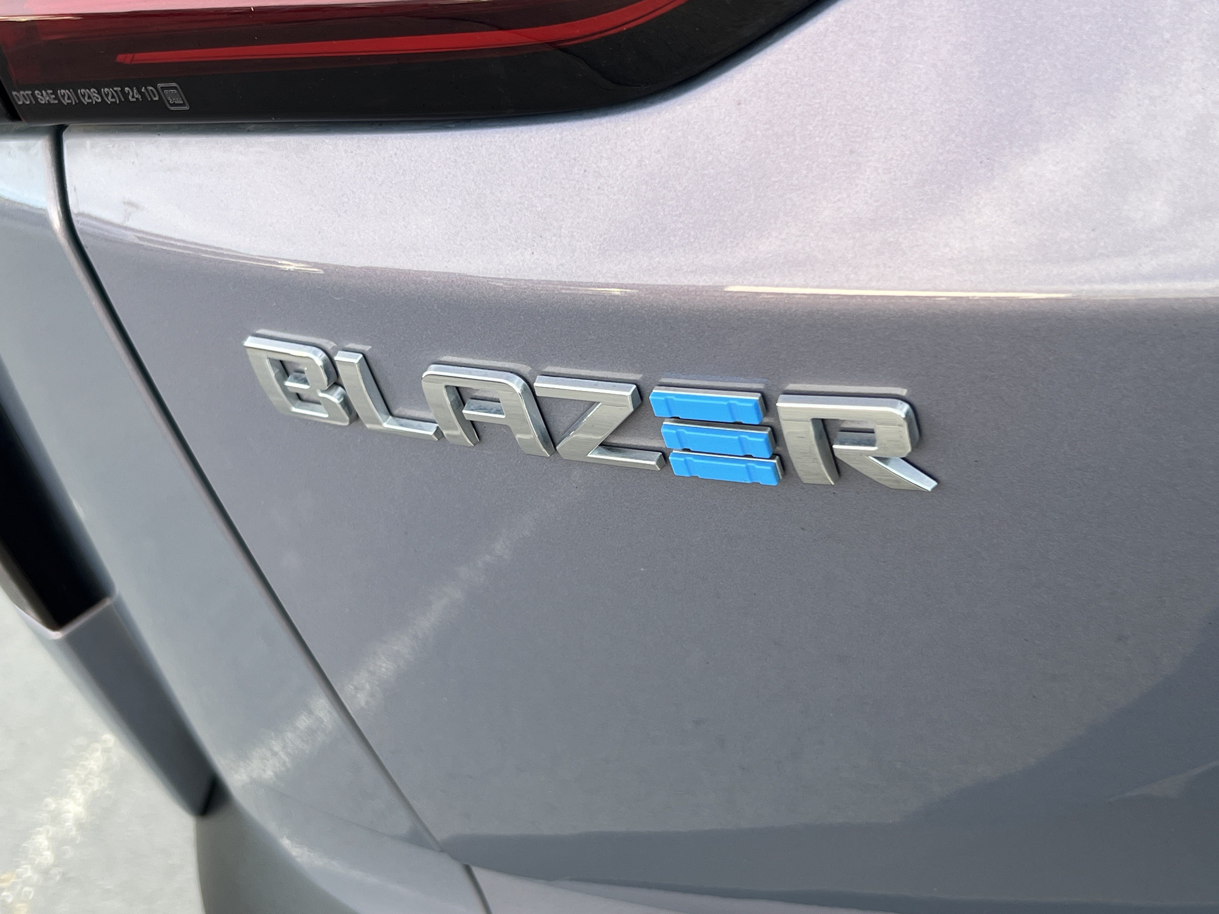 Used 2024 Chevrolet Blazer EV LT AWD/4WD image 9