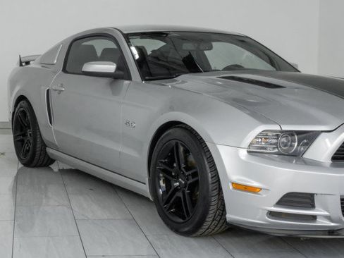 Used 2013 Ford Mustang GT Premium w/ GT Coupe Accessory Pkg 5 RWD image 50