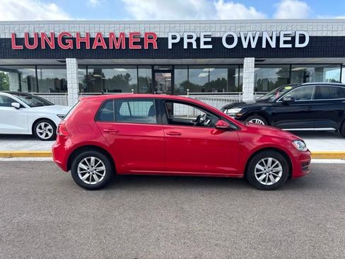 Used 2015 Volkswagen Golf 4-Door FWD image 5