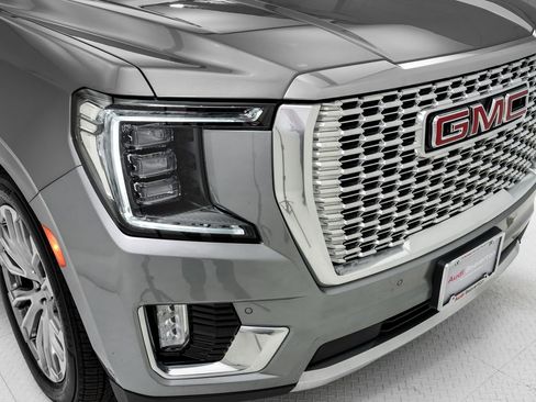 Used 2023 GMC Yukon Denali w/ Denali Reserve Package AWD/4WD image 37