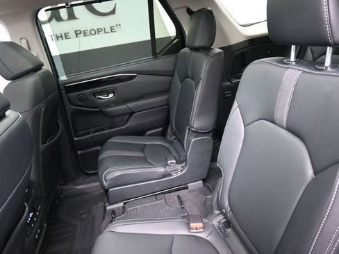 Used 2023 Honda Pilot Touring image 22