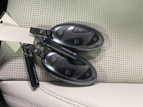 New 2026 Hyundai Santa Fe Calligraphy AWD/4WD image 21