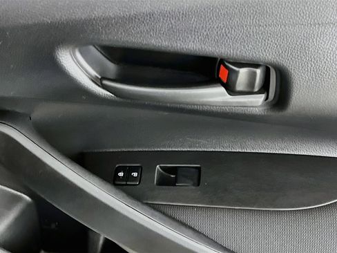 Used 2025 Toyota Corolla LE FWD image 29
