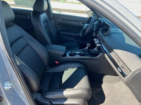 Used 2026 Honda Civic Sport image 32