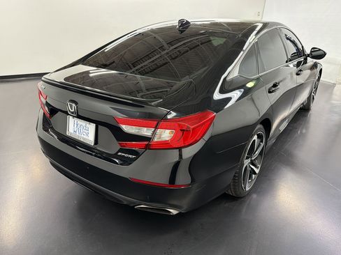 Used 2020 Honda Accord Sport image 9