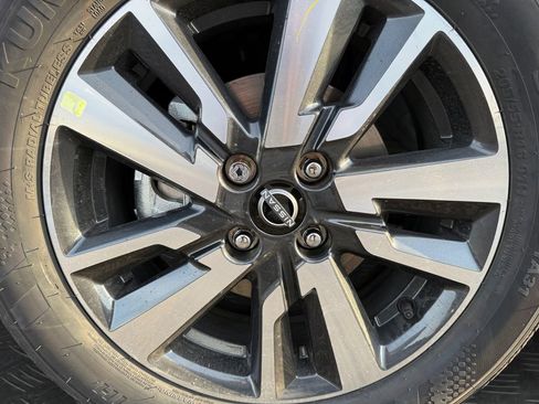 New 2025 Nissan Versa SV w/ Trunk Package FWD image 20