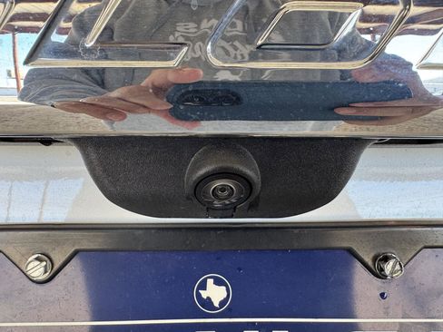 Used 2023 Ford Explorer XLT w/ Equipment Group 202A image 30