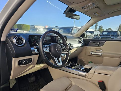 Used 2022 Mercedes-Benz GLB 250 image 5