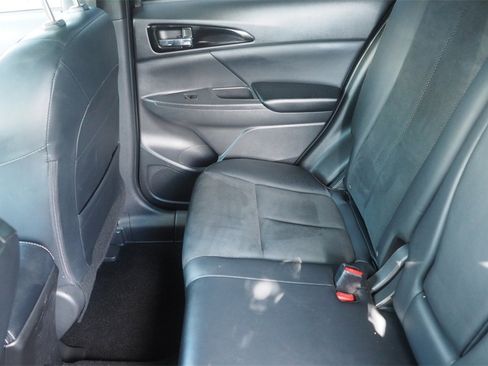 Used 2023 Mitsubishi Eclipse Cross SE image 18