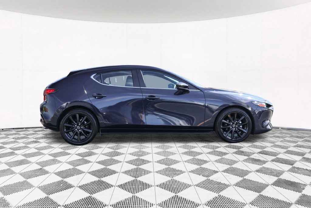 Used 2024 MAZDA MAZDA3 s FWD image 11