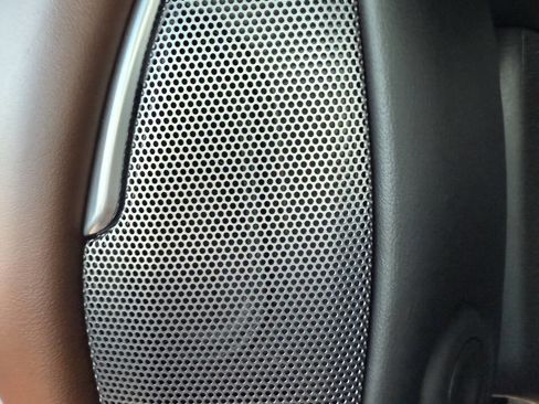 Used 2023 GMC Yukon Denali Ultimate image 47