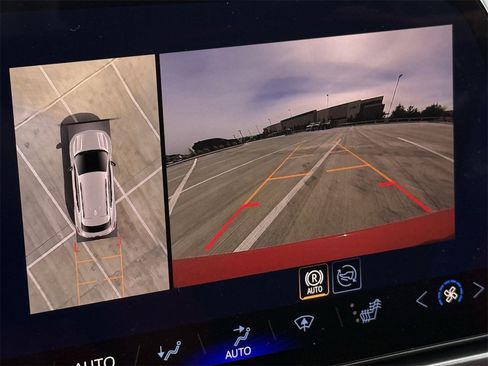 New 2026 Chevrolet Equinox EV RS image 17