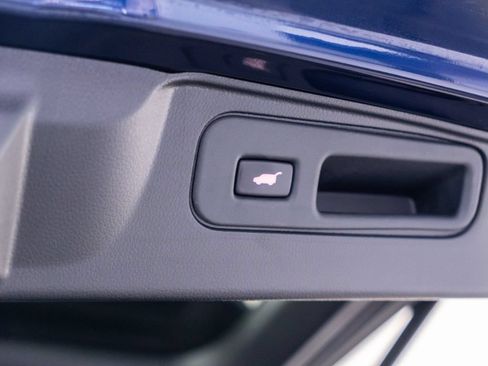Used 2023 Honda Passport EX-L image 32