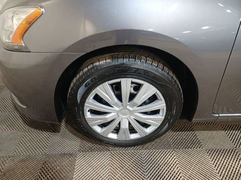 Used 2015 Nissan Sentra S image 18