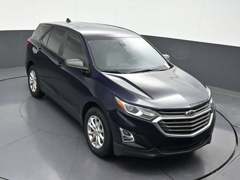 Used 2020 Chevrolet Equinox LS FWD image 21