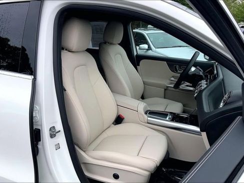 Used 2026 Mercedes-Benz GLA 250 4MATIC image 7