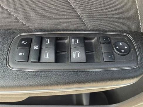 Used 2023 Dodge Charger SXT image 15