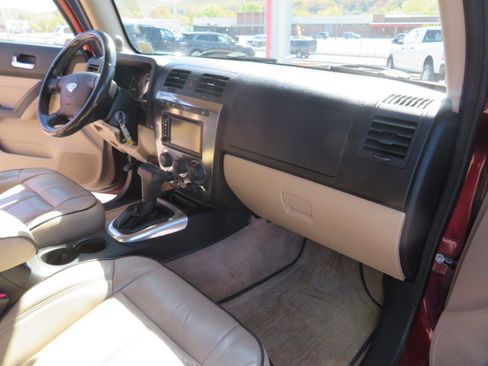 Used 2008 HUMMER H3 Alpha image 21