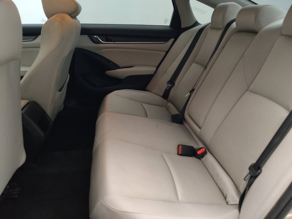 Used 2020 Honda Accord LX image 18