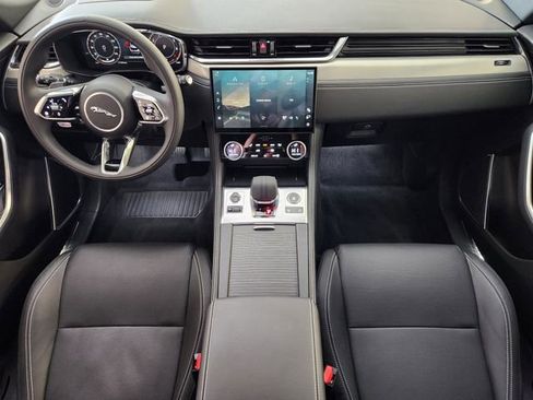 New 2026 Jaguar F-PACE R-Dynamic S image 4