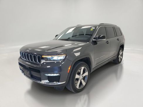 Used 2021 Jeep Grand Cherokee L Limited image 3