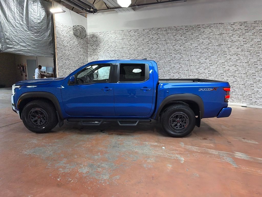 Used 2025 Nissan Frontier Pro-X w/ Pro Convenience Package RWD image 4