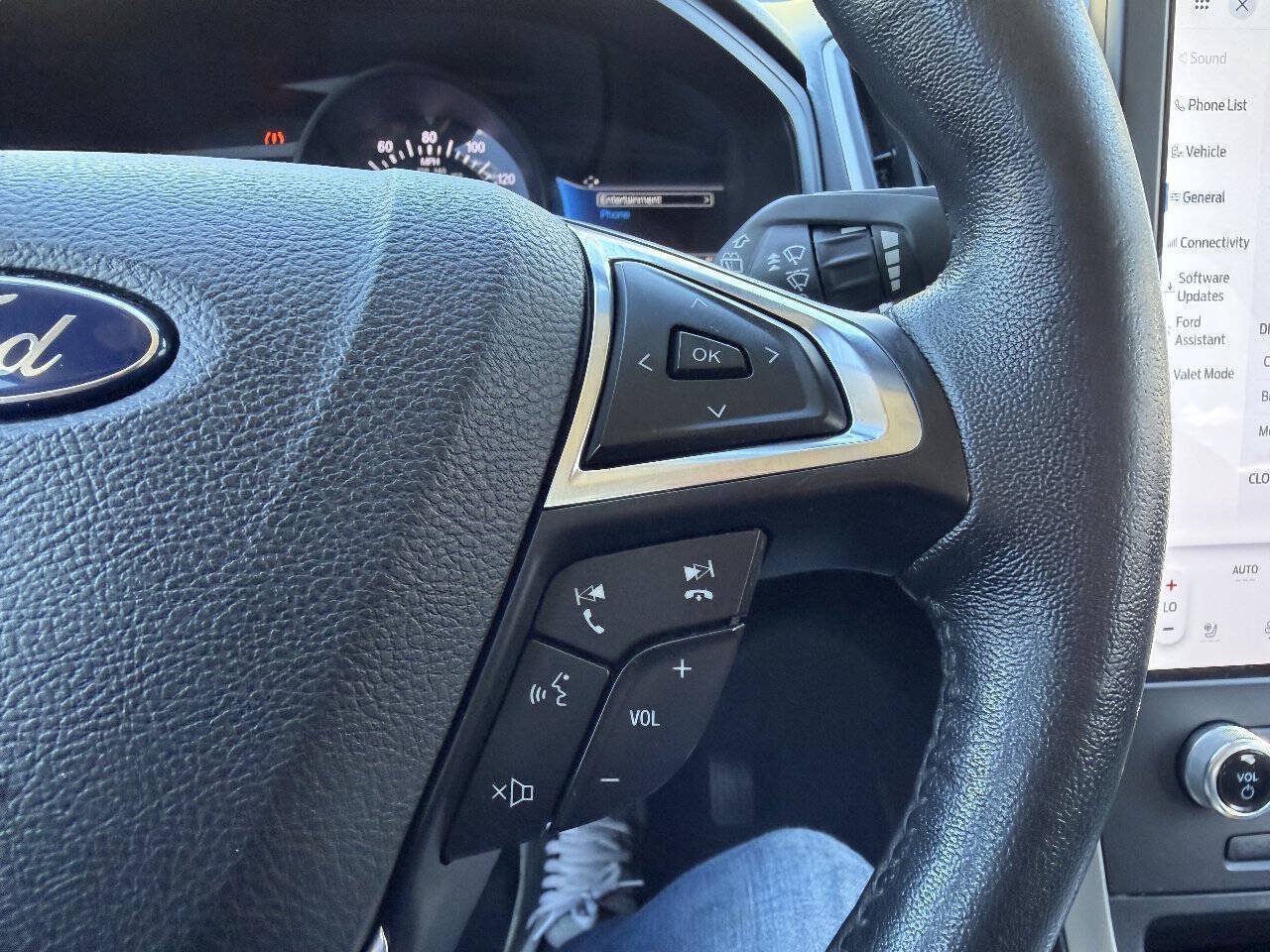 Used 2022 Ford Edge SEL w/ Sport Appearance Package AWD/4WD image 20