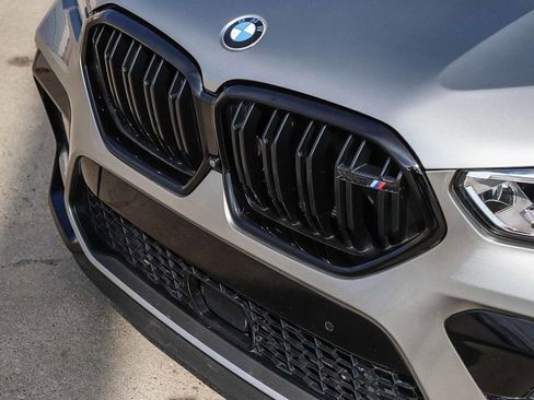 Used 2022 BMW X6 M AWD/4WD image 10