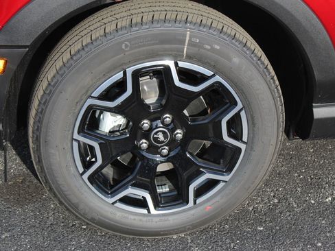 New 2026 Ford Bronco Sport Outer Banks w/ Outer Banks Tech Package+ AWD/4WD image 2
