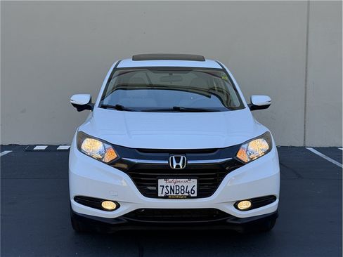 Used 2016 Honda HR-V EX image 3
