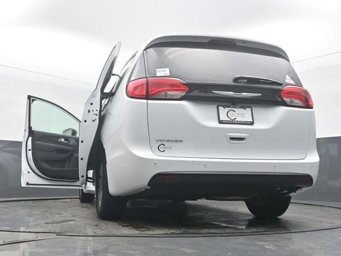 New 2026 Chrysler Voyager LX image 60