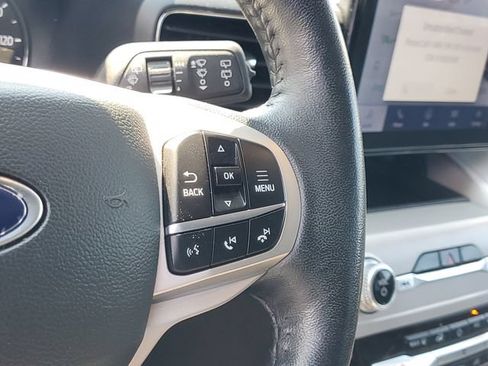 Certified 2023 Ford Explorer XLT w/ Equipment Group 202A AWD/4WD image 19