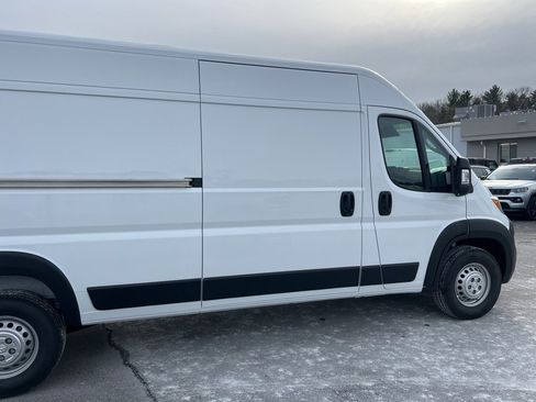 New 2026 RAM ProMaster 2500 image 9